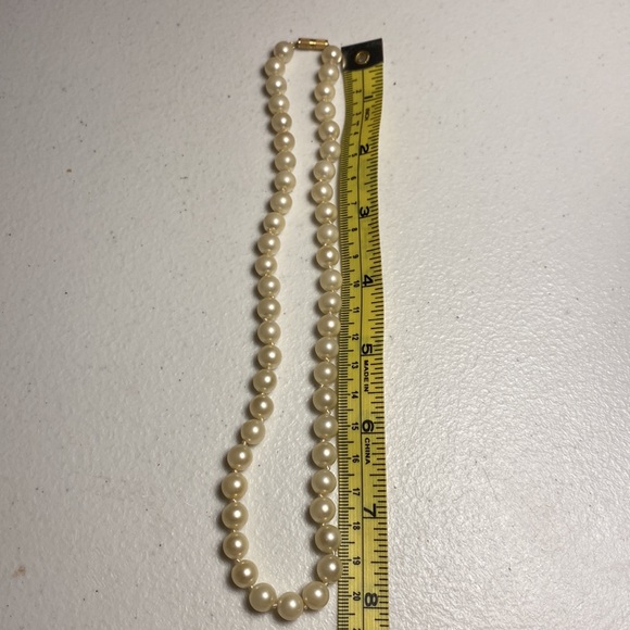 Faux Pearl Necklace - Picture 5 of 5